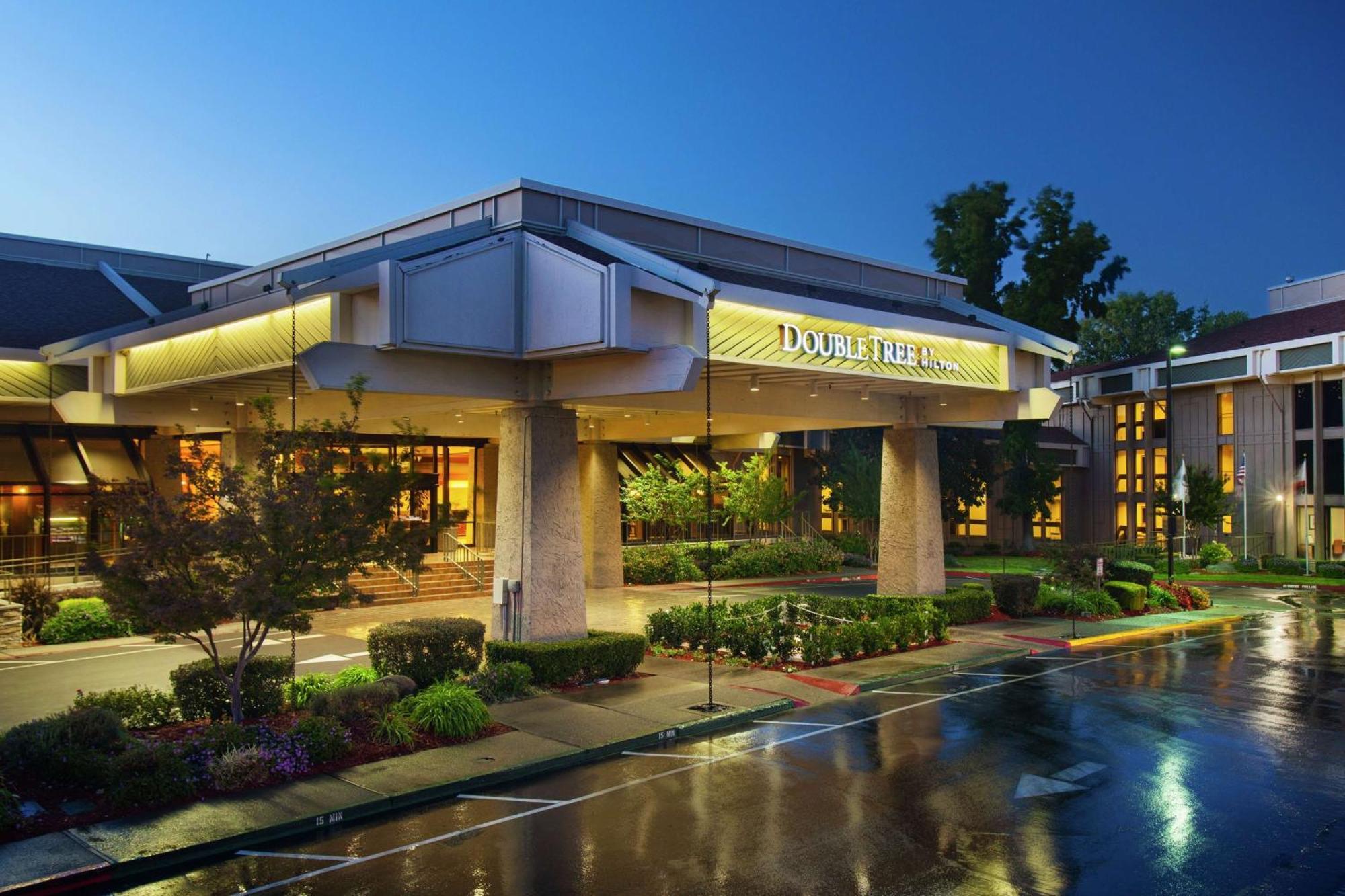 Hotel Doubletree By Hilton Sacramento Exteriér fotografie